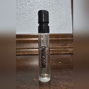 MOSCHINO - Toy 2 Pearl EDP Sample Size Vial Spray x 1 Pcs, 1.0ml